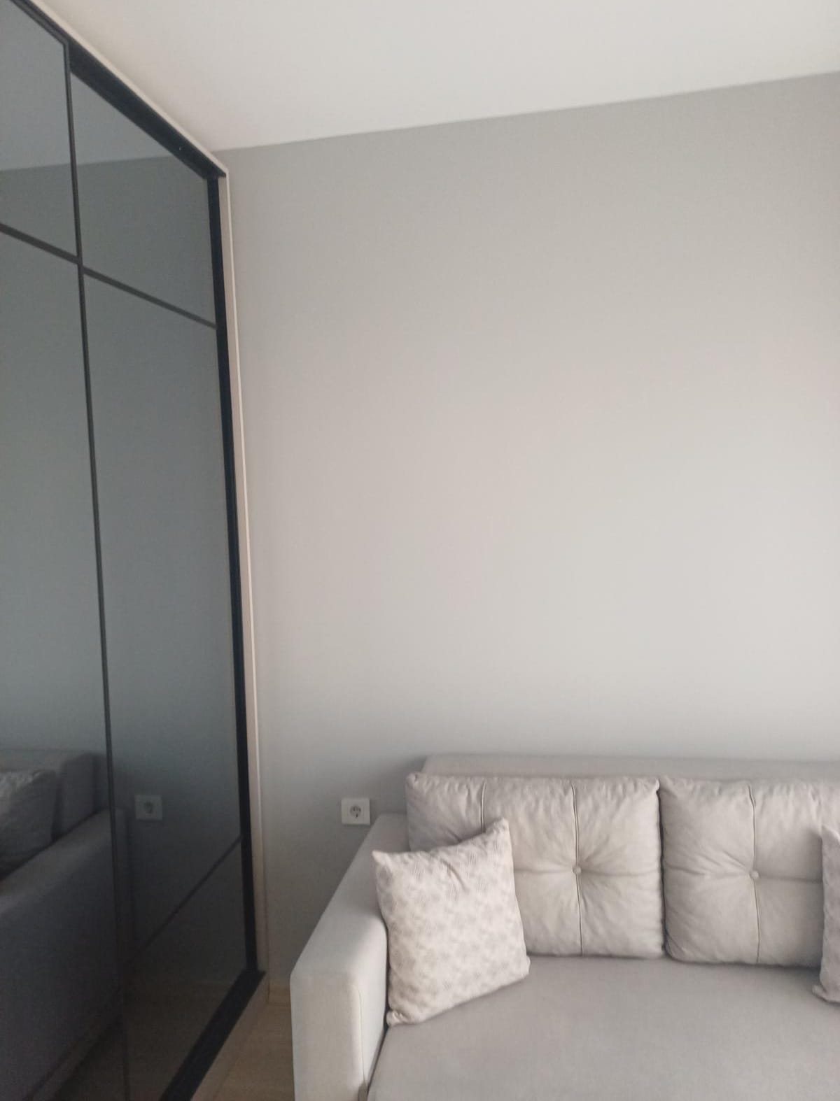 CUMHURİYET MAHALLESİ FH 259 SİTESİNDE SATILK HAVUZLU 1+1